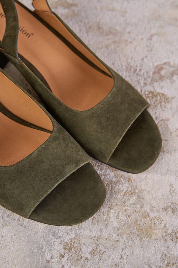 Ellenbryant.shop05e9c17353 2